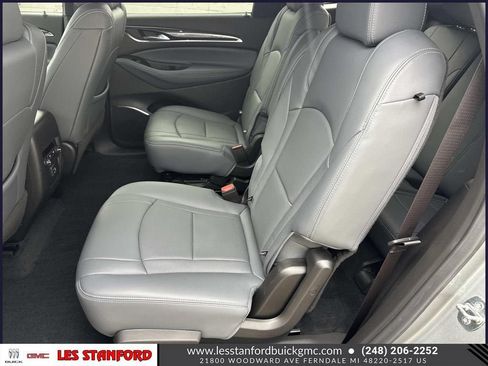 Used 2024 Buick Enclave Essence AWD/4WD image 13