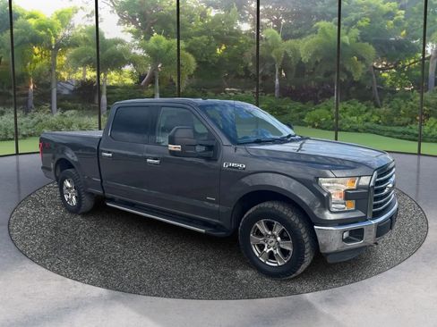 Used 2015 Ford F150 XLT w/ Equipment Group 301A Mid AWD/4WD image 3
