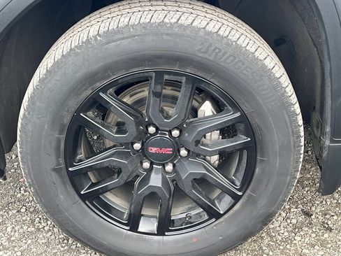 Used 2023 GMC Sierra 1500 Elevation image 42