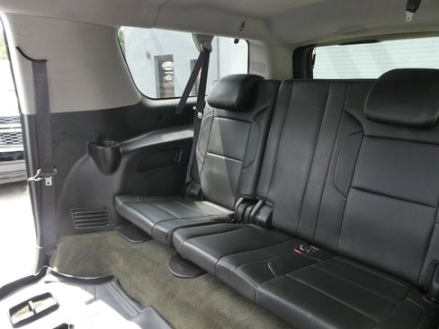Used 2015 Chevrolet Suburban LT w/ Max Trailering Package image 32