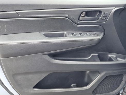 Used 2024 Honda Odyssey Sport image 11