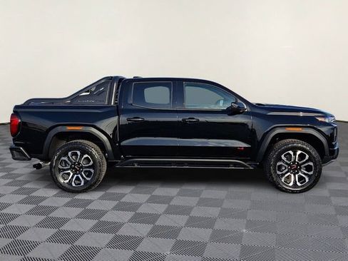 New 2025 GMC Canyon AT4 w/ Nightfall Edition AWD/4WD image 5