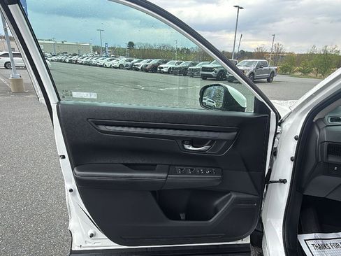 Certified 2023 Honda CR-V LX image 23