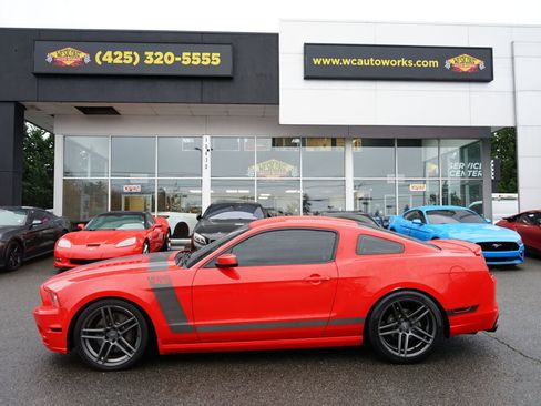 Used 2013 Ford Mustang Boss 302 image 2