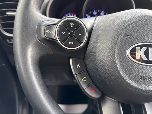 Used 2014 Kia Soul FWD image 29