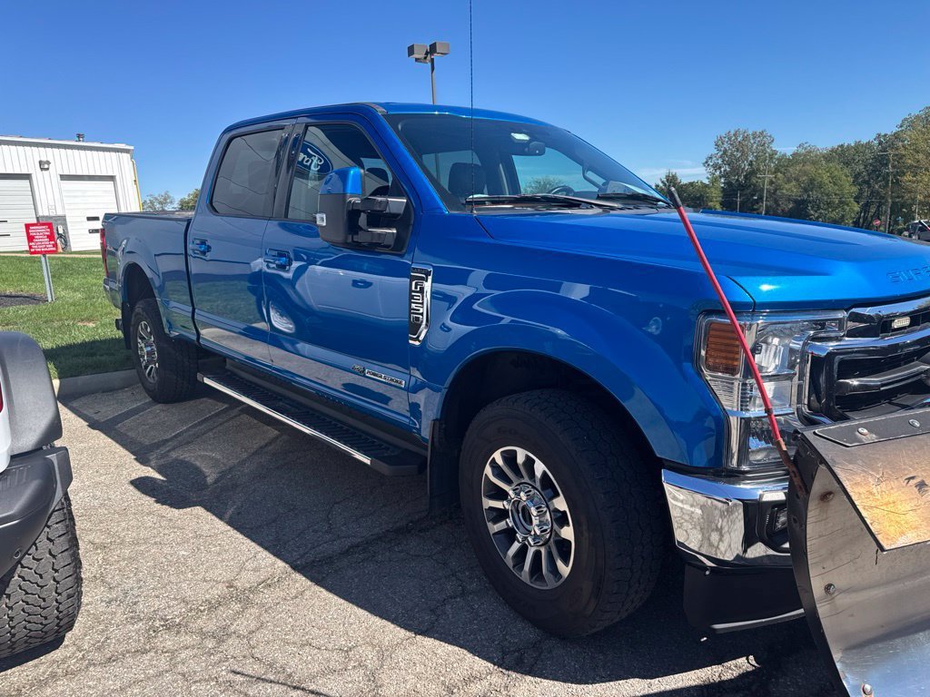 Used 2020 Ford F350 Lariat w/ Lariat Value Package AWD/4WD image 2