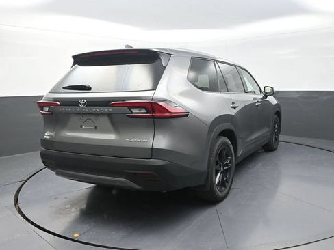 Used 2026 Toyota Grand Highlander AWD image 8