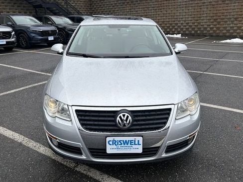 Used 2010 Volkswagen Passat Komfort image 9