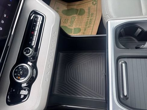 Certified 2025 Ford Expedition Max Active AWD/4WD image 30