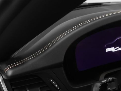 Certified 2025 Porsche 911 Carrera RWD image 38