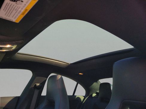 Used 2022 Mercedes-Benz CLA 250 image 25