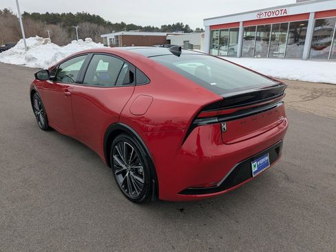 Used 2024 Toyota Prius XLE image 3