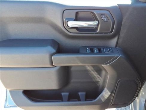 Used 2025 Chevrolet Silverado 1500 Custom Trail Boss image 15