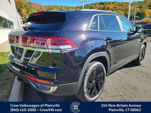 New 2026 Volkswagen Atlas Cross Sport SE image 21