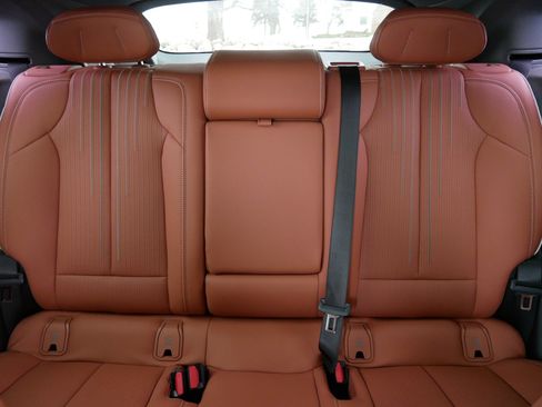 Used 2026 Cadillac Optiq Luxury 2 w/ LPO, Floor Liner Package AWD/4WD image 15