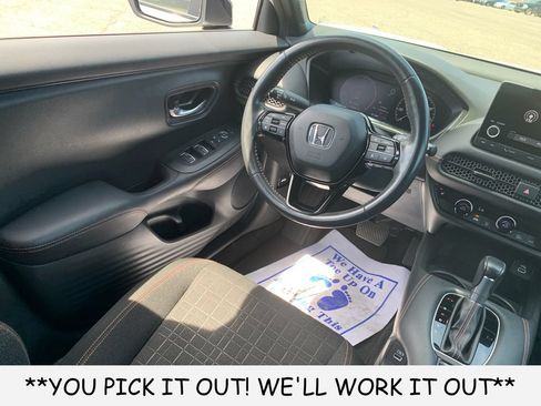 Used 2023 Honda HR-V Sport image 26