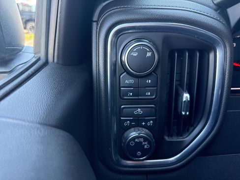 Used 2019 Chevrolet Silverado 1500 LT w/ All-Star Edition AWD/4WD image 35
