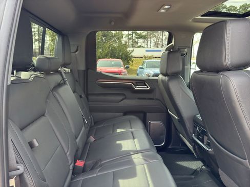 Used 2024 GMC Sierra 1500 Denali image 16
