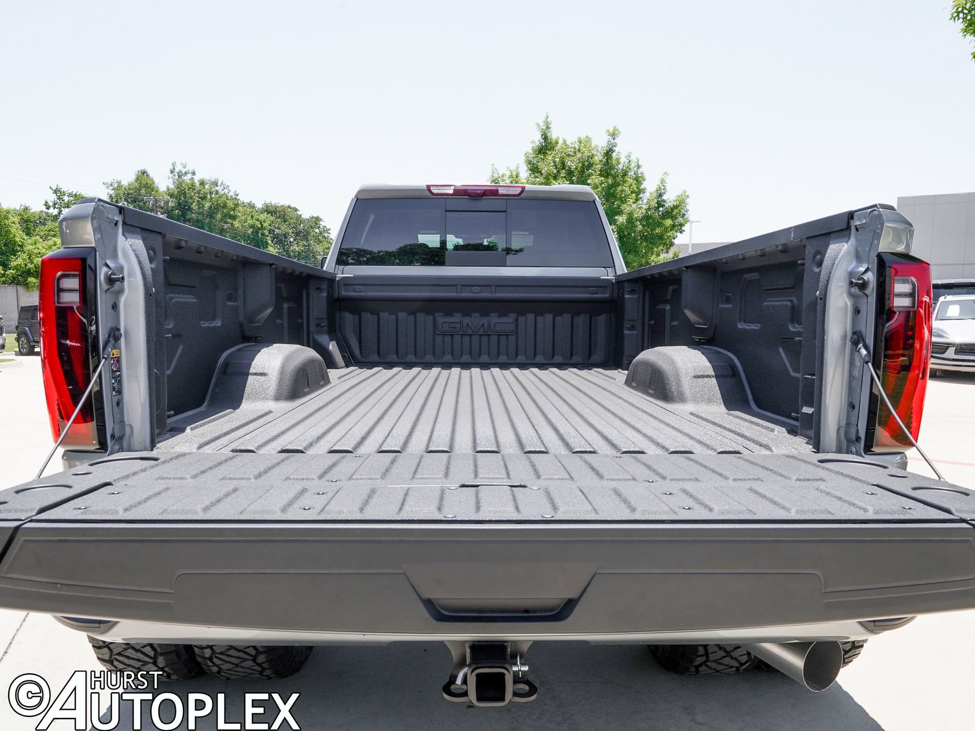 Used 2026 GMC Sierra 3500 Denali Ultimate AWD/4WD image 6