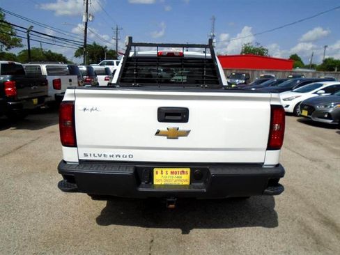 Used 2018 Chevrolet Silverado 1500 W/T w/ WT Convenience Package image 4