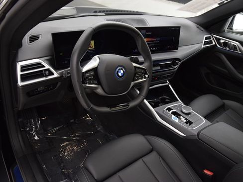 Used 2025 BMW i4 eDrive40 RWD image 21