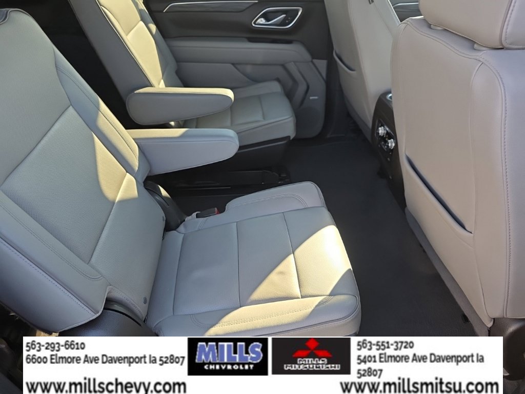 Used 2023 GMC Yukon XL SLT w/ SLT Premium Package AWD/4WD image 29