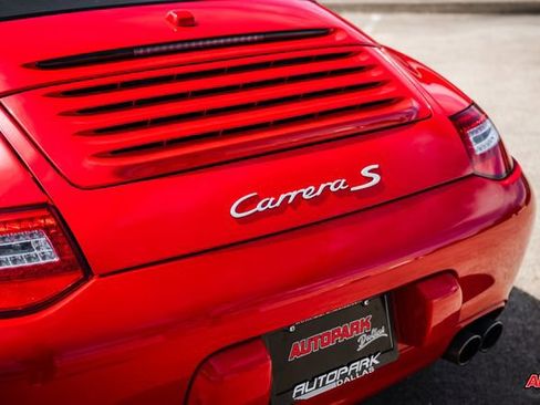 Used 2012 Porsche 911 Carrera S w/ Infotainment Pkg image 29