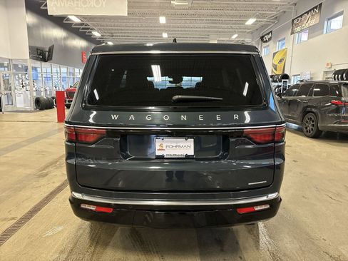 Used 2024 Jeep Wagoneer Series II image 31