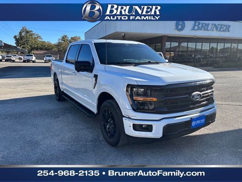 Used 2024 Ford F150 XLT w/ XLT Black Appearance Package image 3