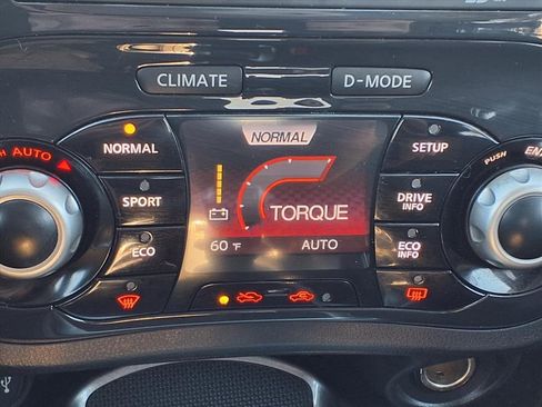 Used 2014 Nissan Juke SL image 18