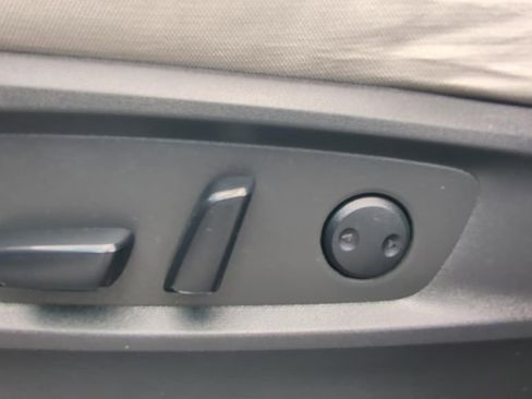 Certified 2022 Nissan Pathfinder SV FWD image 16