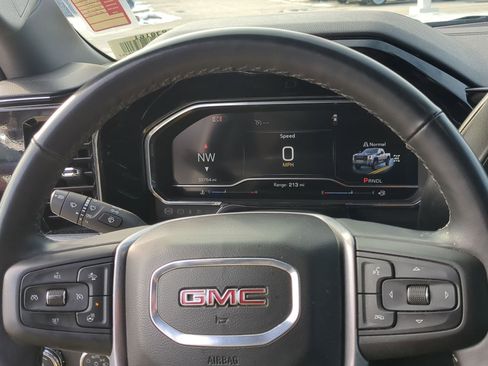 Used 2025 GMC Sierra 2500 SLE w/ SLE Convenience Package image 14