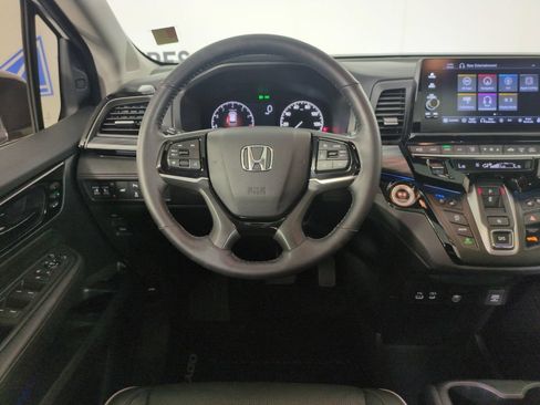 Certified 2025 Honda Odyssey Elite image 17