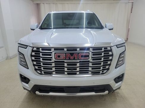 New 2026 GMC Yukon XL Denali w/ Denali Reserve Package AWD/4WD image 2