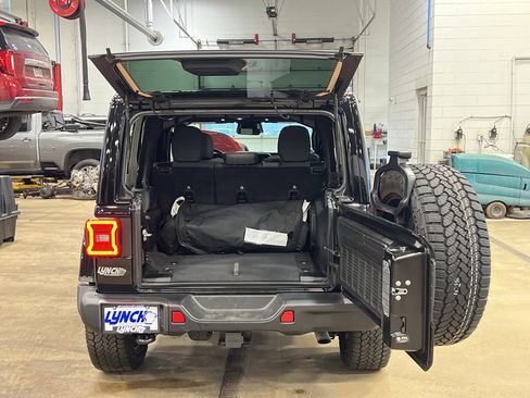 Used 2025 Jeep Wrangler Backcountry image 36