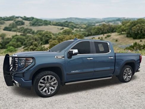 Certified 2024 GMC Sierra 1500 Denali w/ Denali Reserve Package AWD/4WD image 4