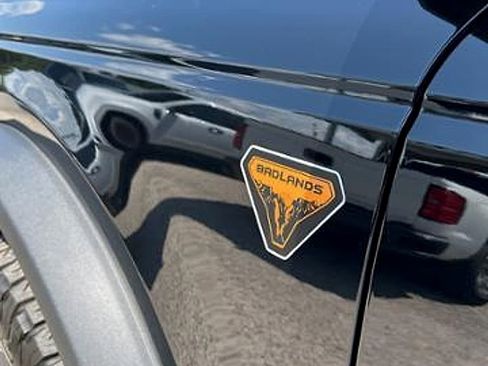 New 2025 Ford Bronco Badlands AWD/4WD image 9