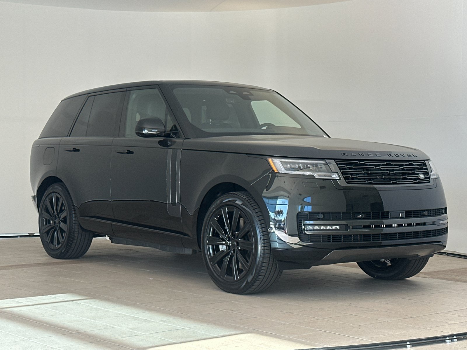New 2026 Land Rover Range Rover SE AWD/4WD image 8