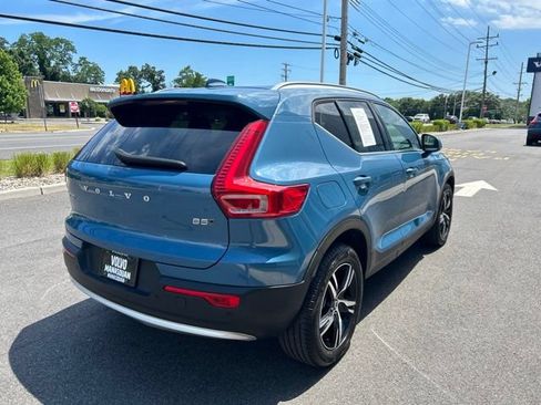 Used 2025 Volvo XC40 B5 Core AWD/4WD image 5