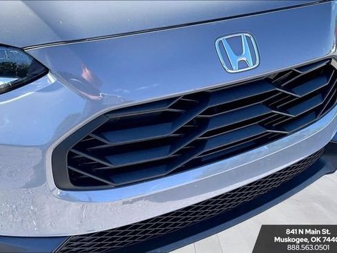 Used 2025 Honda HR-V Sport image 31