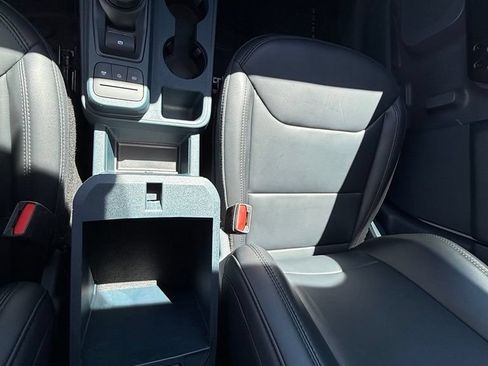 Used 2024 Ford Maverick Lariat w/ Black Appearance Package FWD image 14