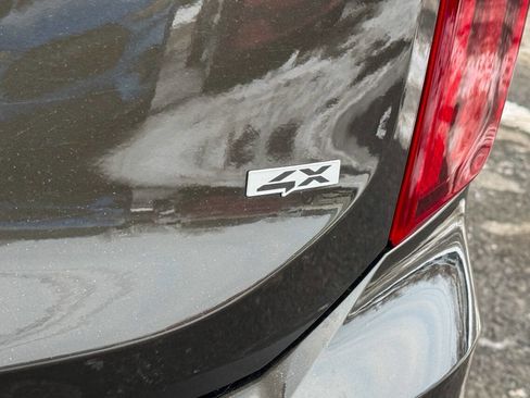 Used 2023 Kia Telluride S image 17