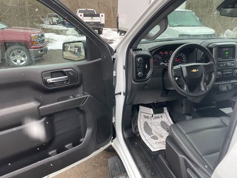 Used 2022 Chevrolet Silverado 1500 W/T w/ WT Value Package image 10