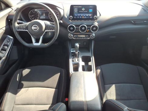 Used 2022 Nissan Sentra SR w/ Midnight Edition image 13
