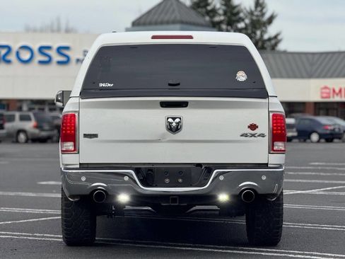 Used 2015 RAM 1500 Laramie image 11