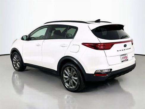 Certified 2022 Kia Sportage Nightfall Edition w/ Nighfall AWD Premium Package image 17