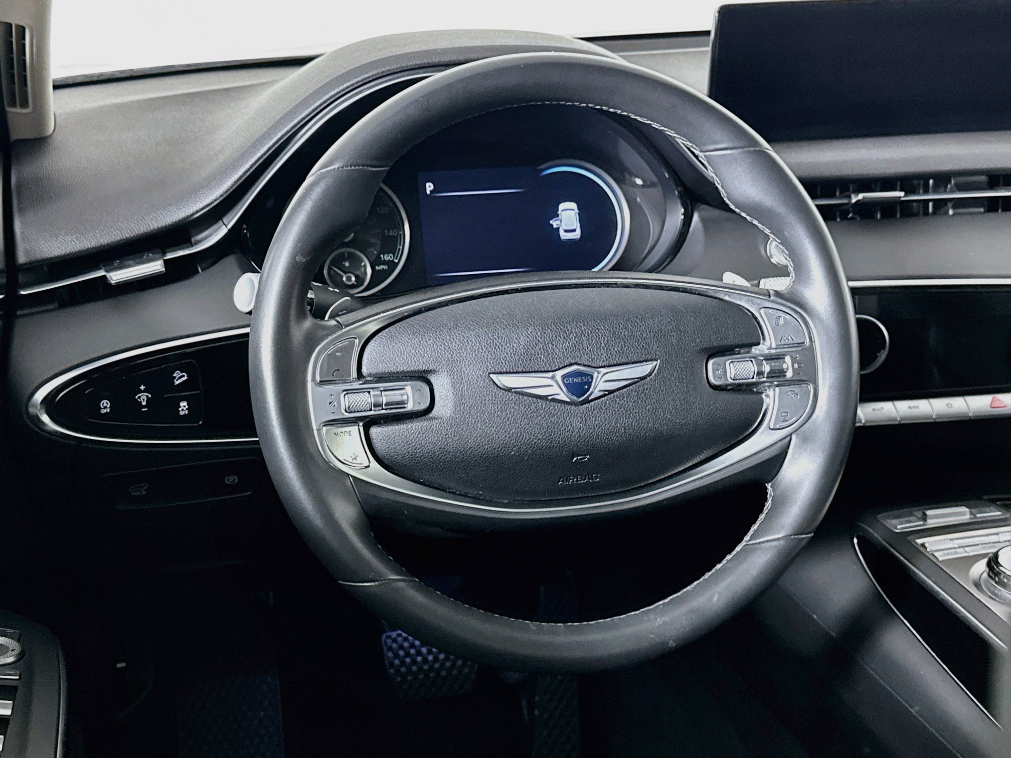 Used 2025 Genesis GV70 2.5T AWD/4WD image 18