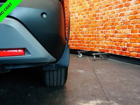 Used 2022 Nissan Rogue SV image 83