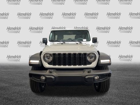 Used 2025 Jeep Wrangler Sport S image 3