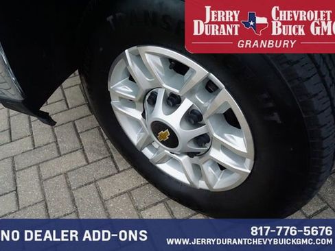 Used 2025 Chevrolet Silverado 2500 LT w/ Convenience Package AWD/4WD image 9